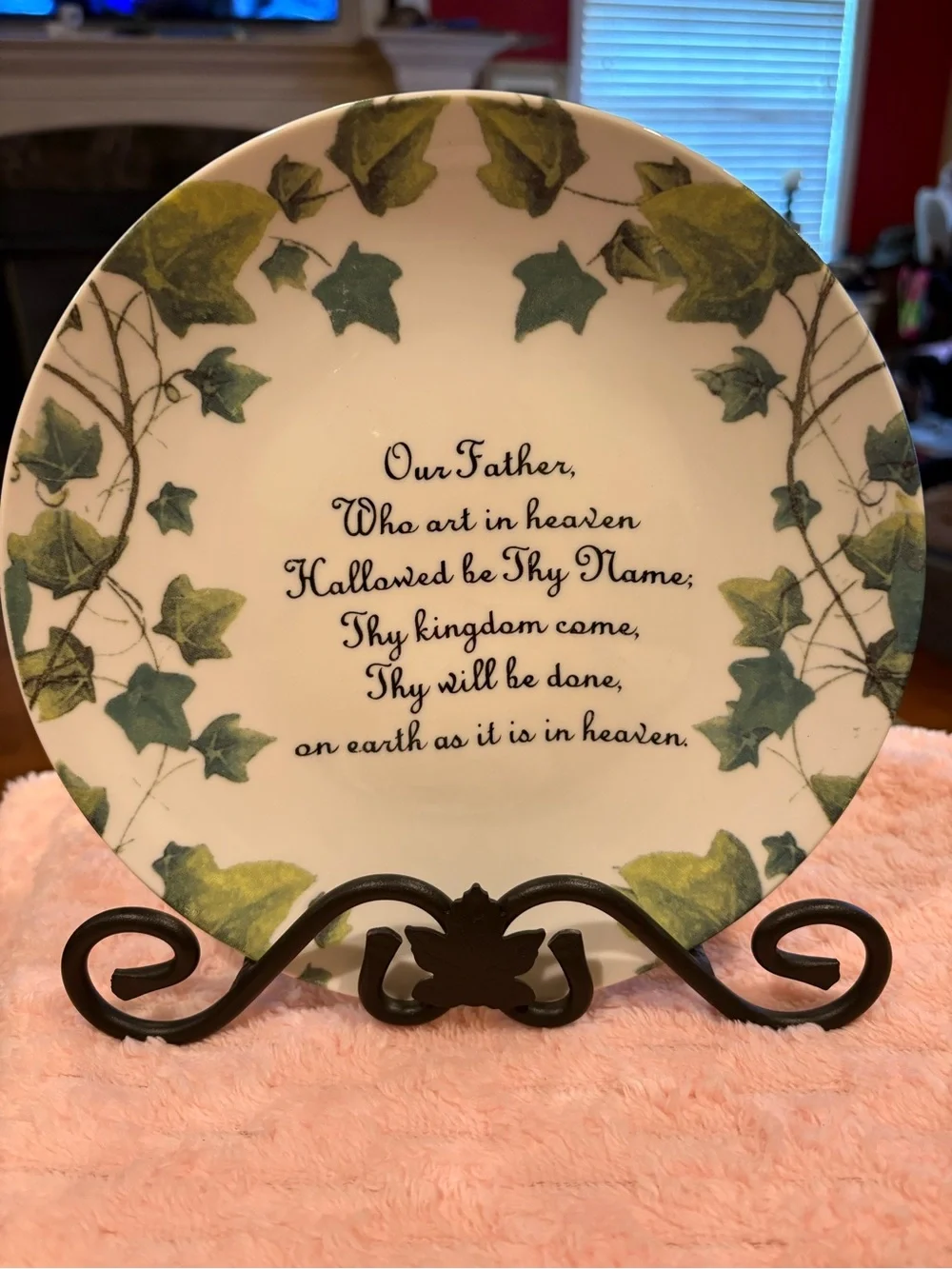 Ivy Prayer Accent Plate in Green - Decorative Dinnerware